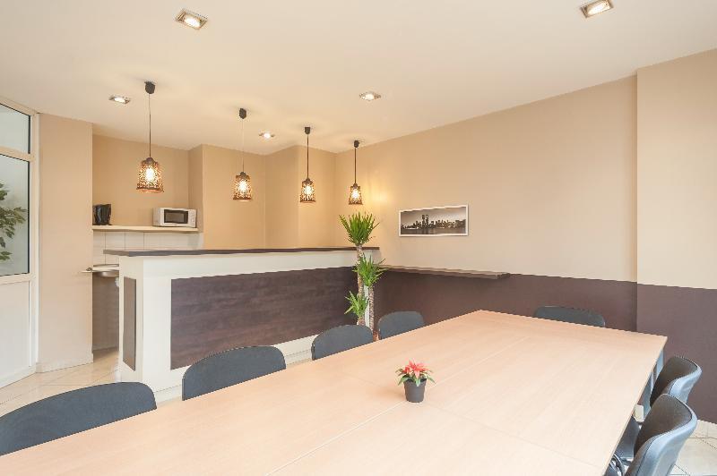 City Residence Marne-La-Vallee-Bry-Sur-Marne Нуази-ле-Гран Экстерьер фото