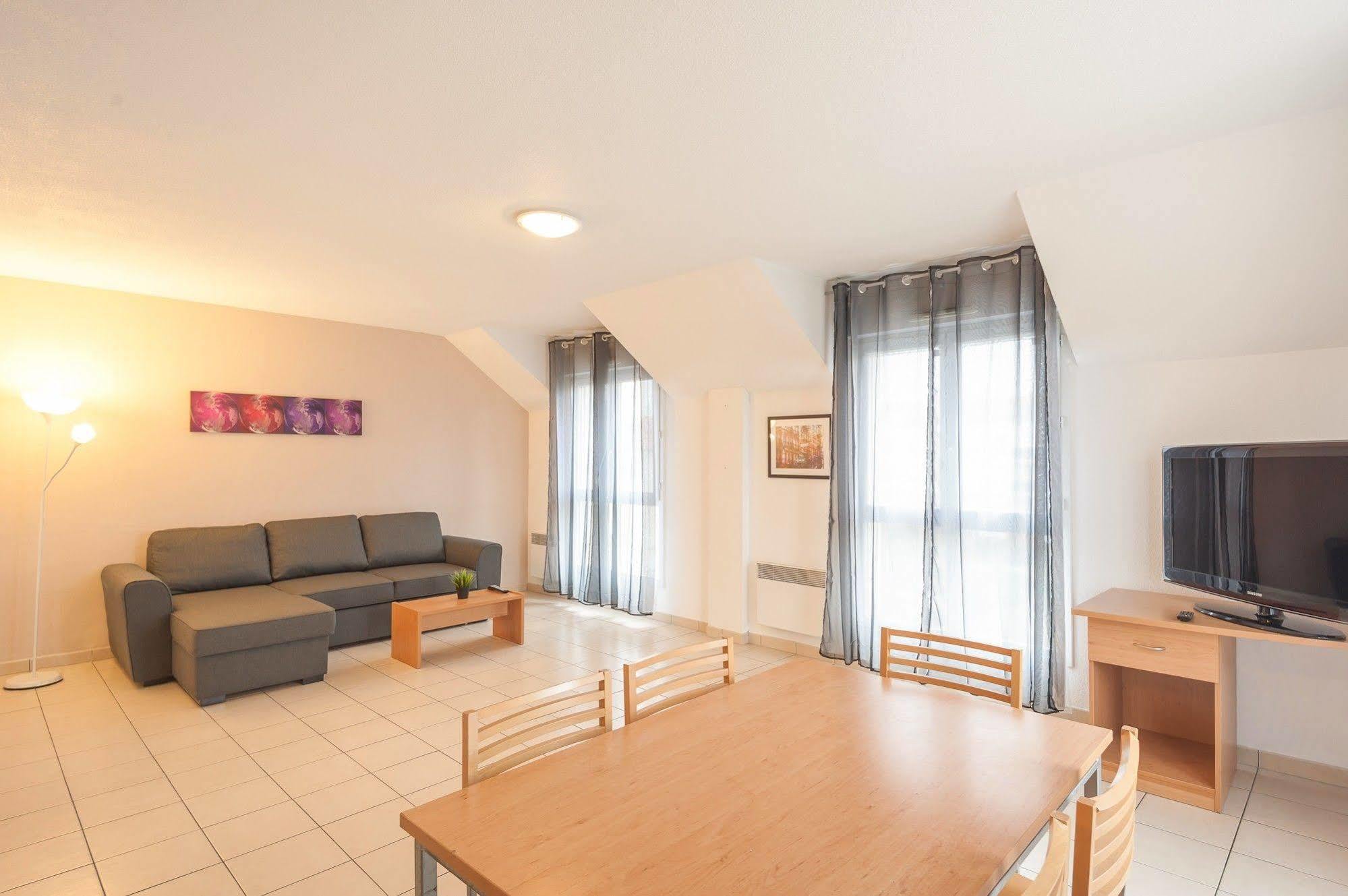 City Residence Marne-La-Vallee-Bry-Sur-Marne Нуази-ле-Гран Экстерьер фото