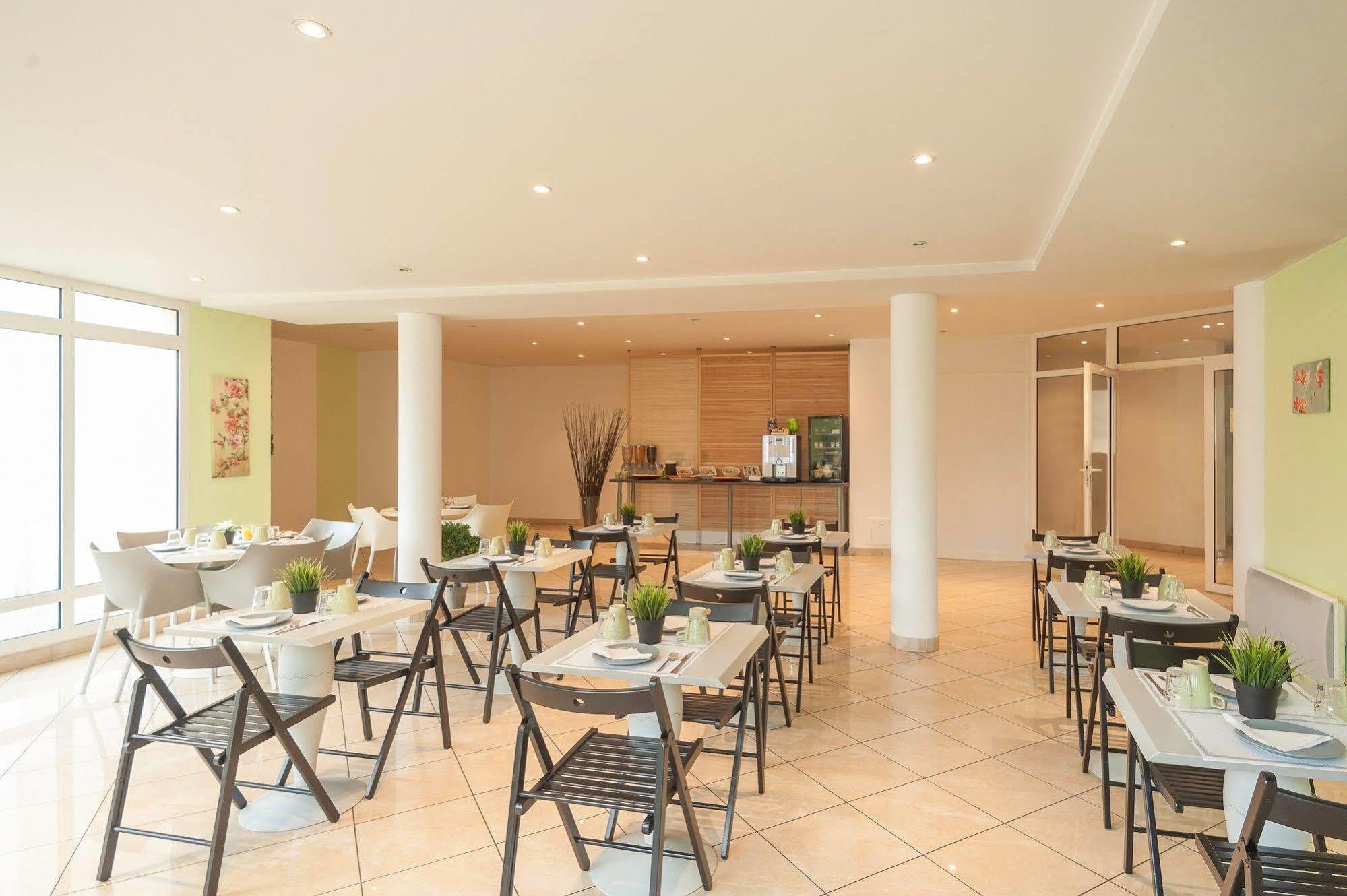 City Residence Marne-La-Vallee-Bry-Sur-Marne Нуази-ле-Гран Экстерьер фото